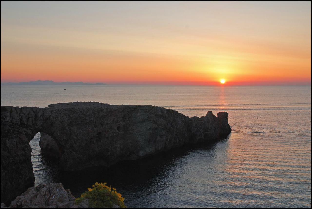 Villa Victor - Primera Linea Mar, Vista A Puesta De Sol Cala'N Blanes  Екстер'єр фото